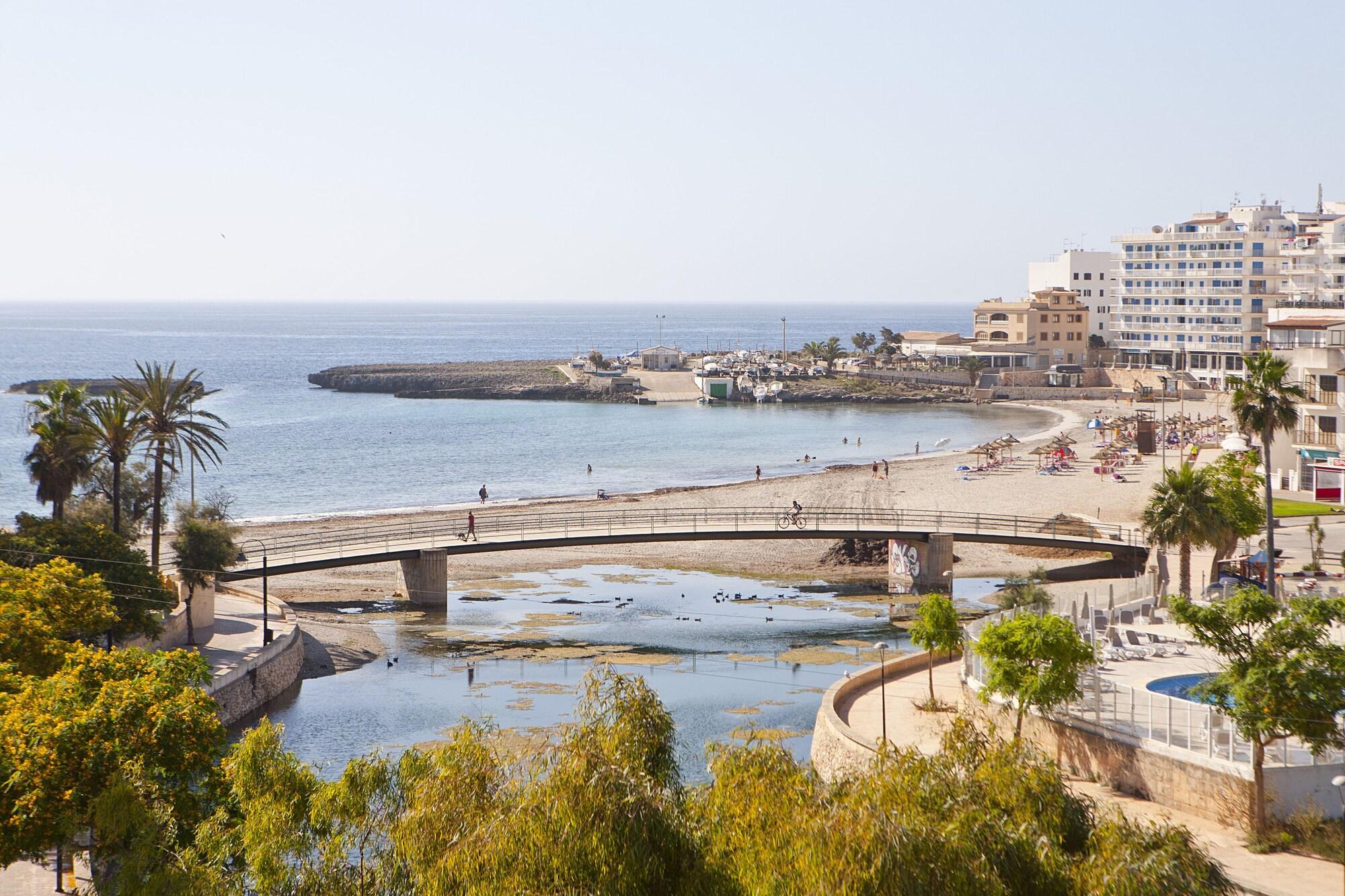 Lägenhetshotell Bj Playamar & S'Illot (Mallorca)
